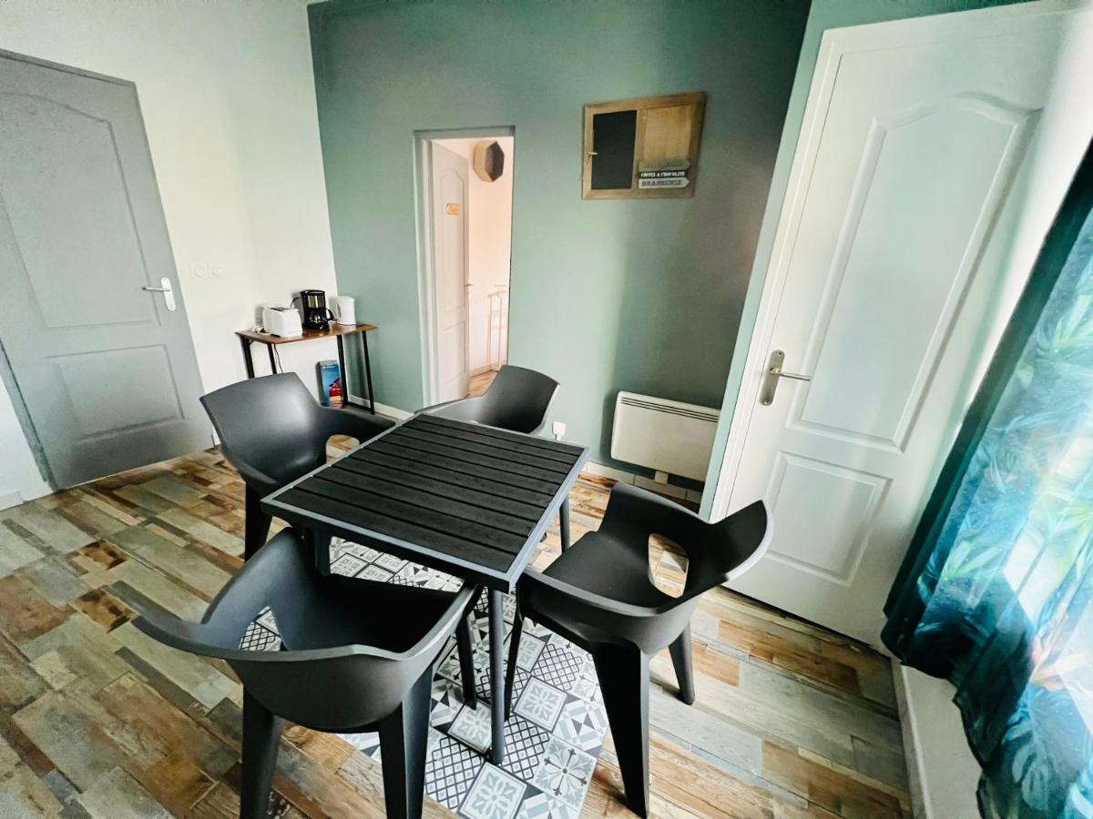 La Plume Wifi Parking Un-Sejour-A-Part Appartement Clouange Buitenkant foto