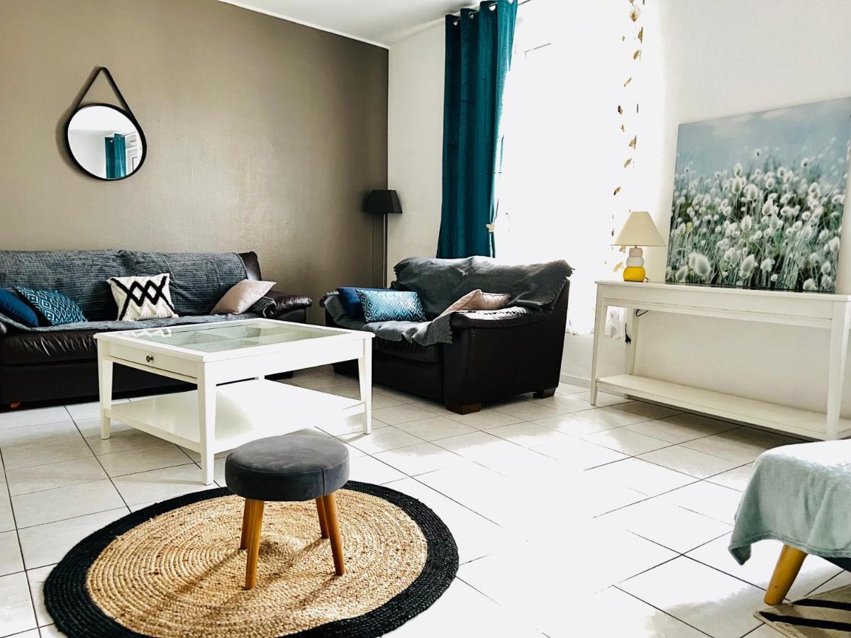 La Plume Wifi Parking Un-Sejour-A-Part Appartement Clouange Buitenkant foto