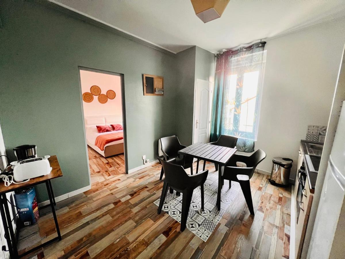 La Plume Wifi Parking Un-Sejour-A-Part Appartement Clouange Buitenkant foto