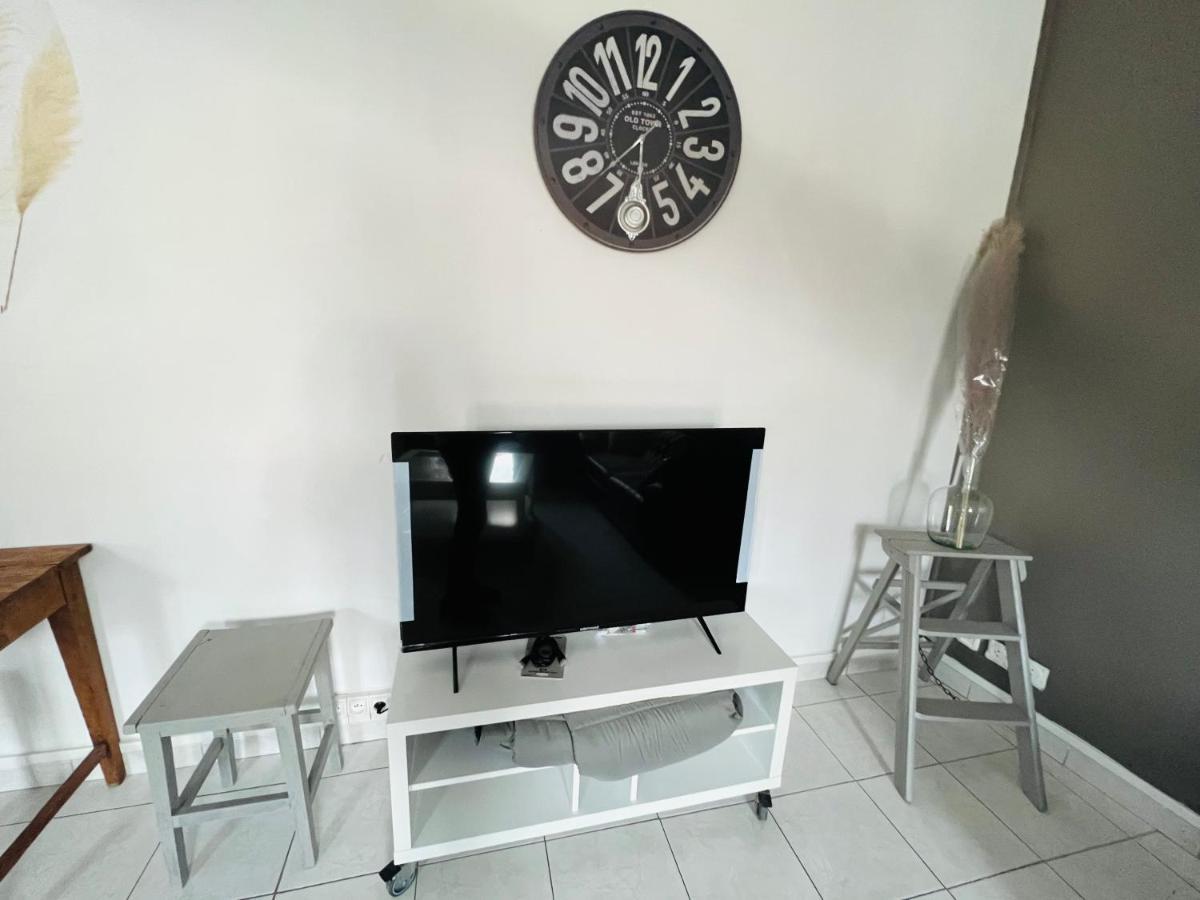 La Plume Wifi Parking Un-Sejour-A-Part Appartement Clouange Buitenkant foto