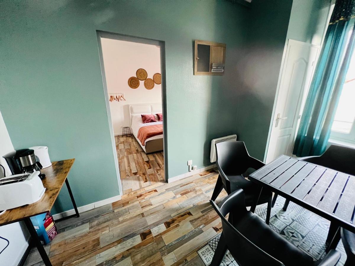 La Plume Wifi Parking Un-Sejour-A-Part Appartement Clouange Buitenkant foto
